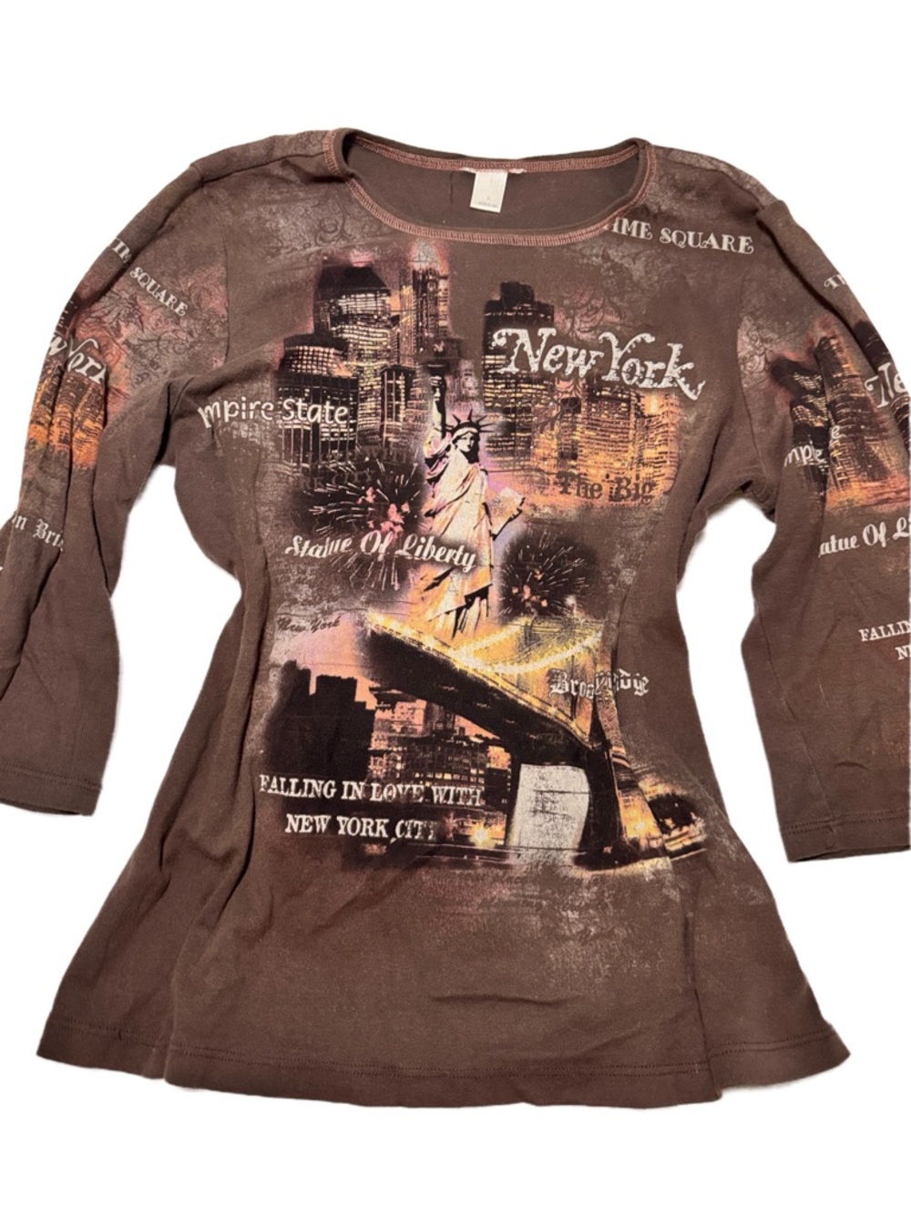 New York Graphic Brown Women's Long Sleeve Top
